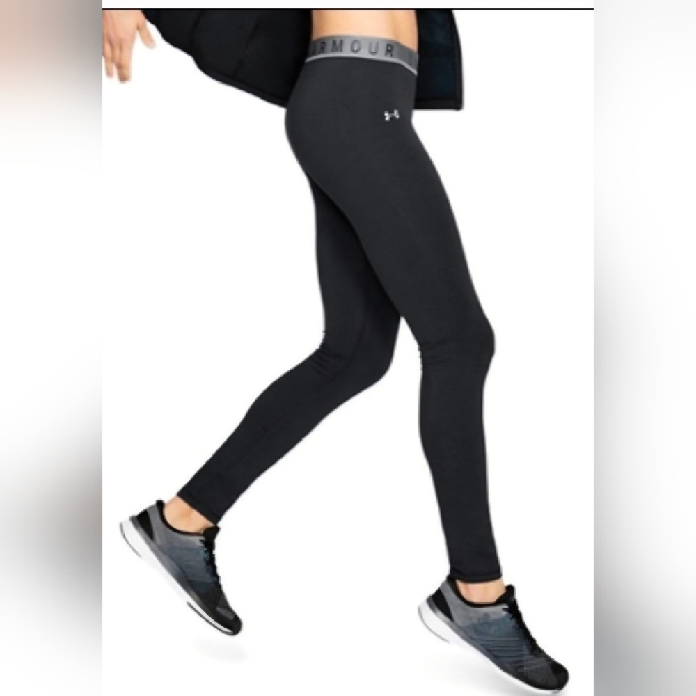 Women's Under Armour Logo Waistband Legging - Size: Small - Color: Black